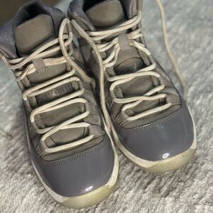 Jordan 11 Cool grey
